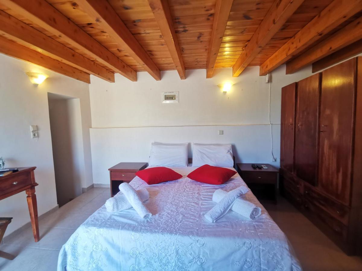 Kalypso Apartment Chalki Town Esterno foto