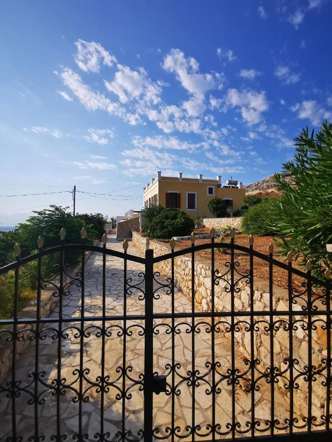 Kalypso Apartment Chalki Town Esterno foto